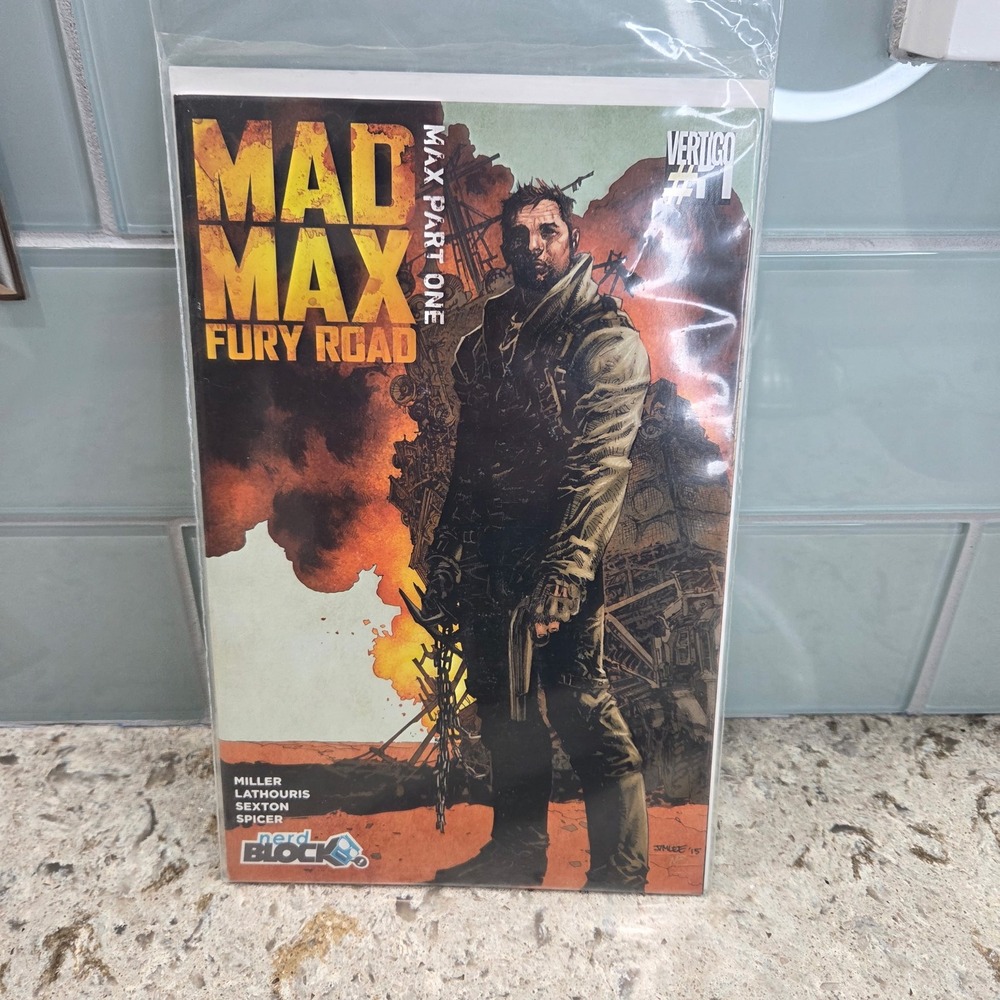 Mad Max Fury Road Max Part One Vertigo Comic Book‎ Nerd Block Exclusive